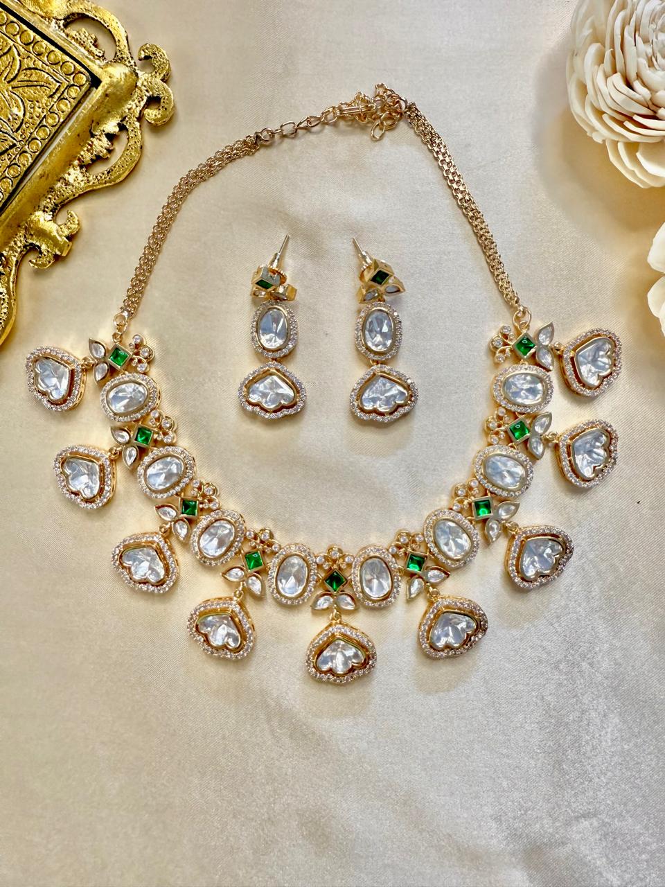 Veda necklace set - Green