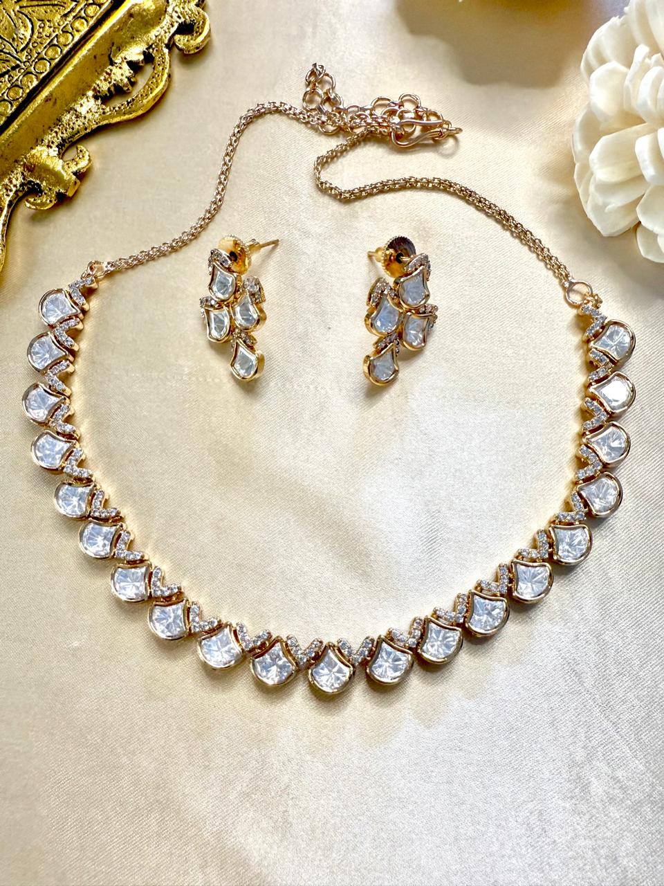 Zara necklace set - White