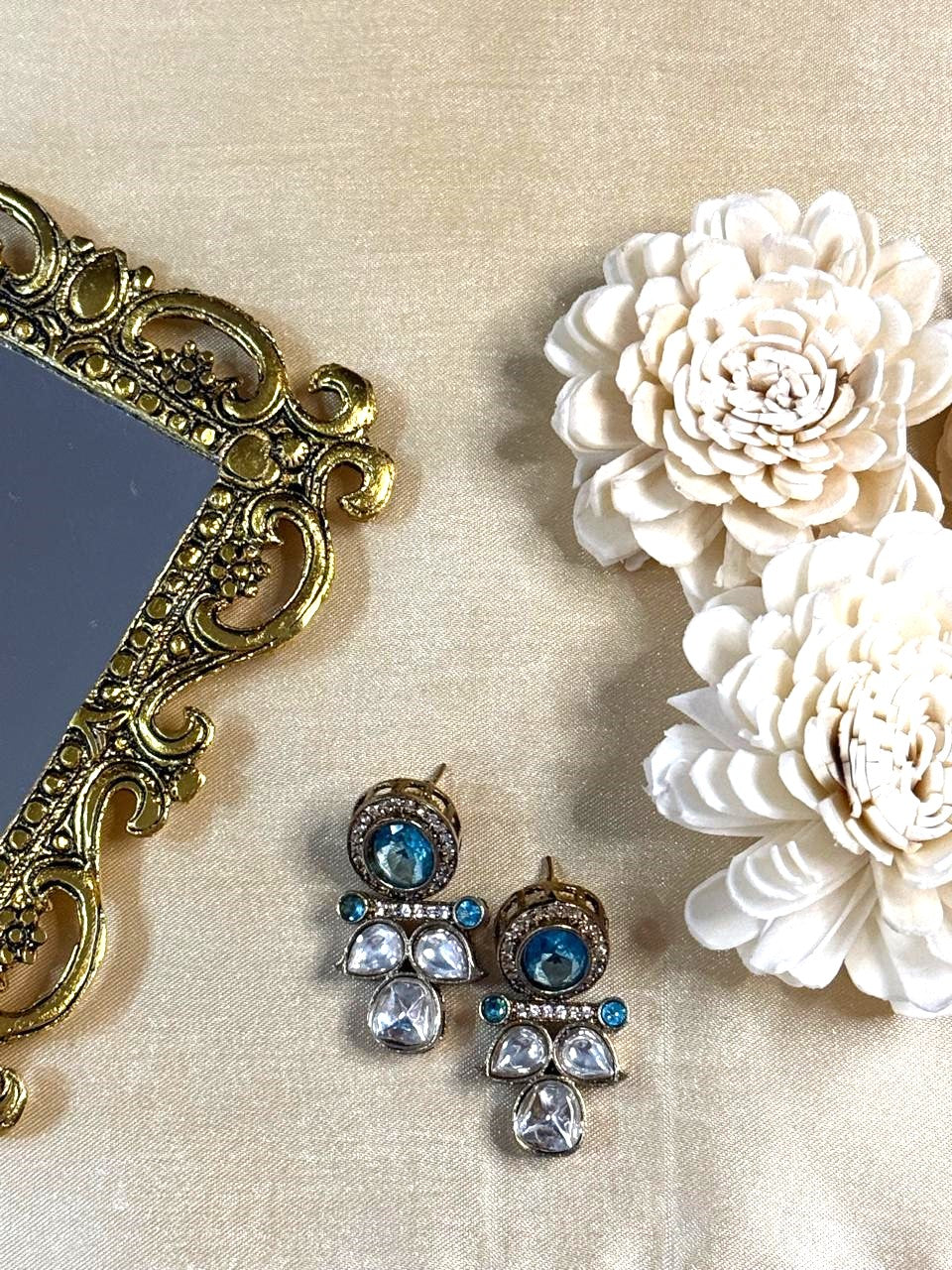 Ira studs - Aqua Blue