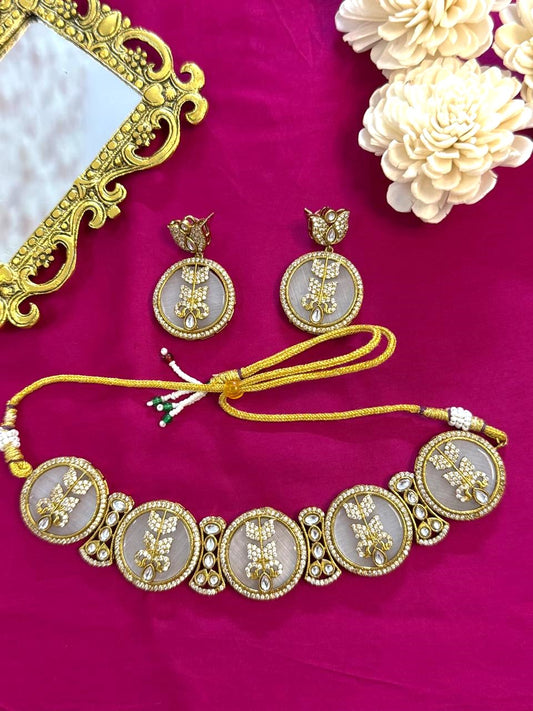 Ivaana Choker Set - Ivory
