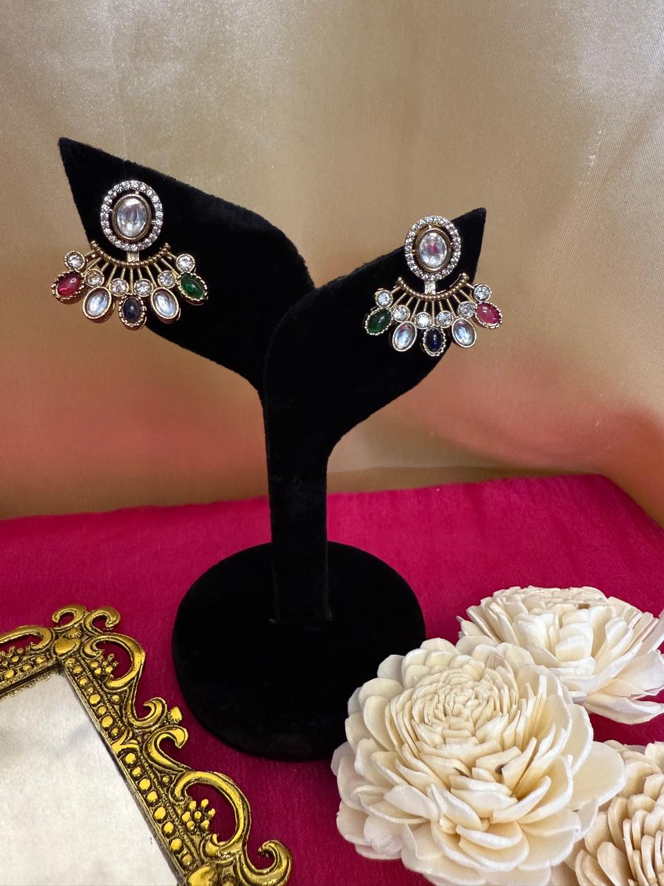 Chaand studs - Multicolor