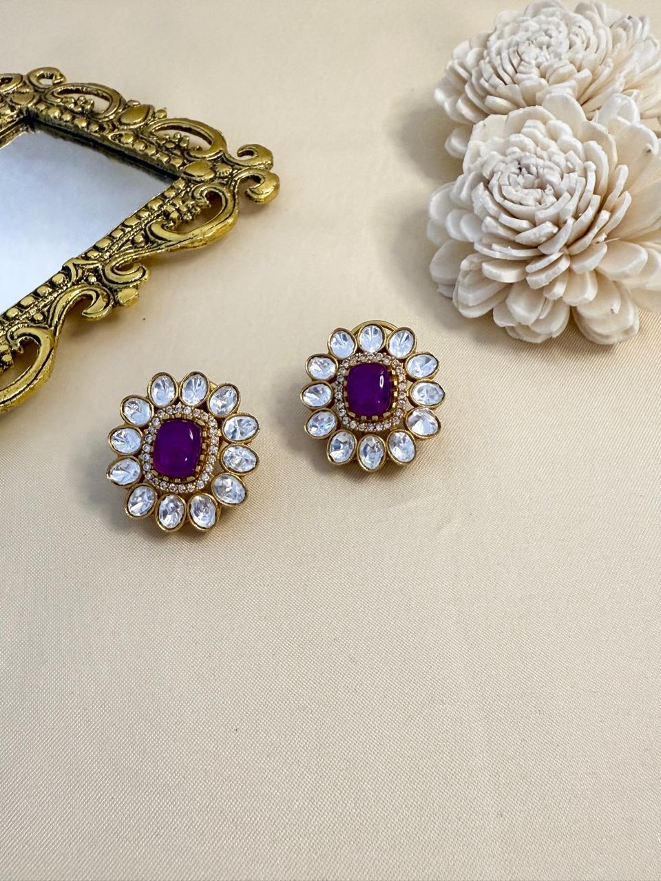 Mahira flower studs - Purple