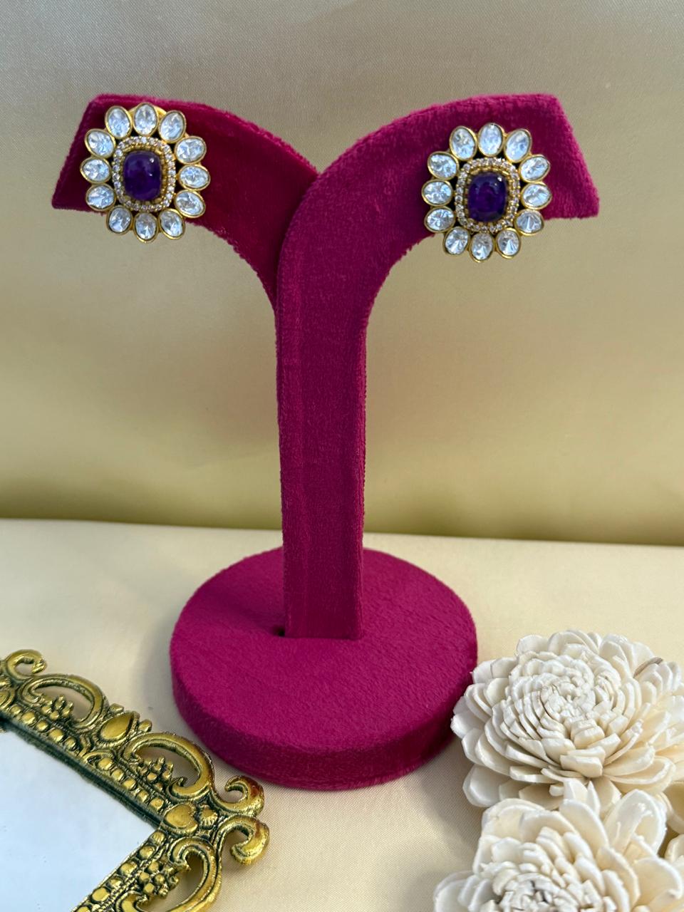 Mahira flower studs - Purple