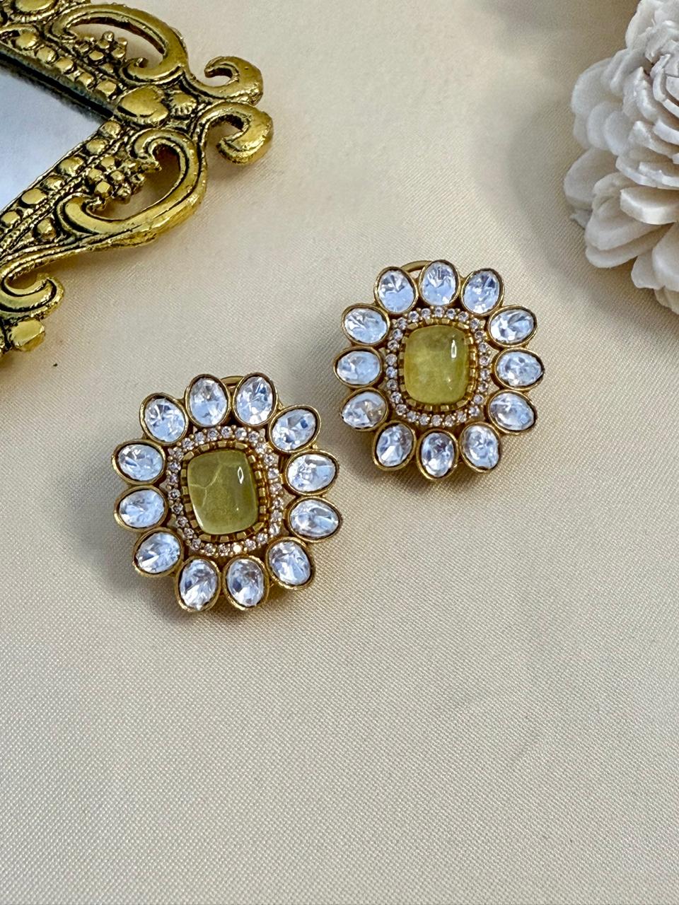 Mahira flower studs - Yellow