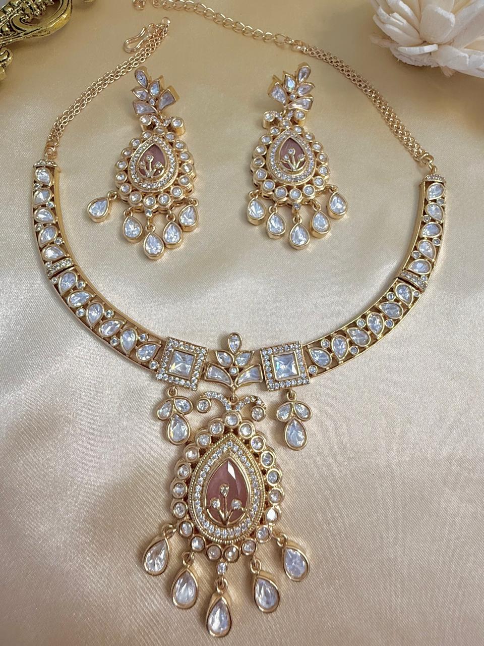 Naira Necklace Set - Pink