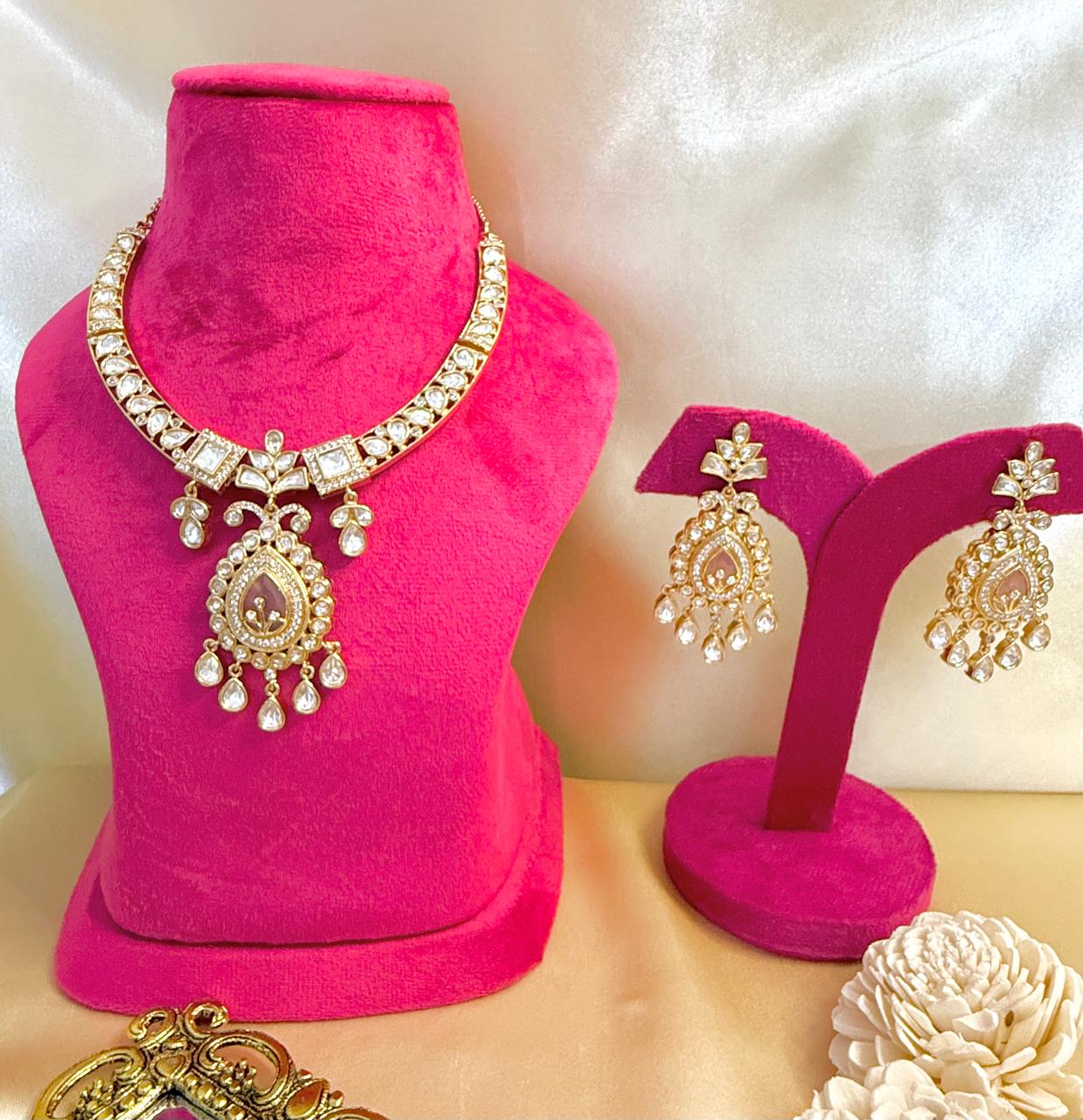 Naira Necklace Set - Pink