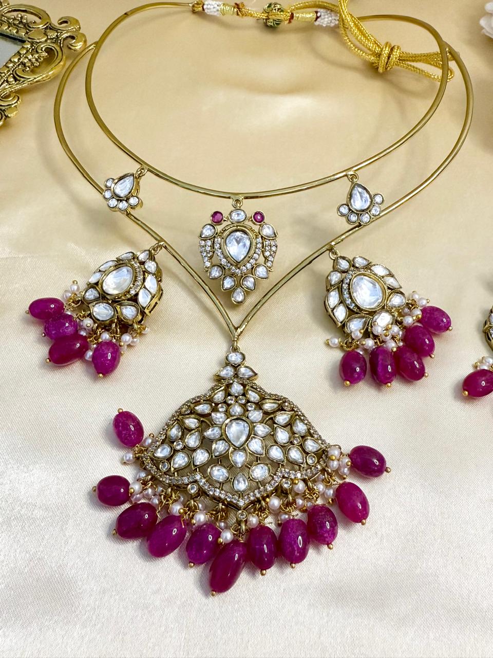 Sukriti Hasli Set - Ruby