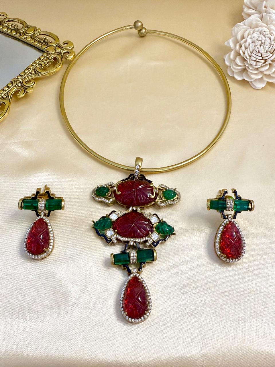 Aria Hasli Set - Ruby & Green