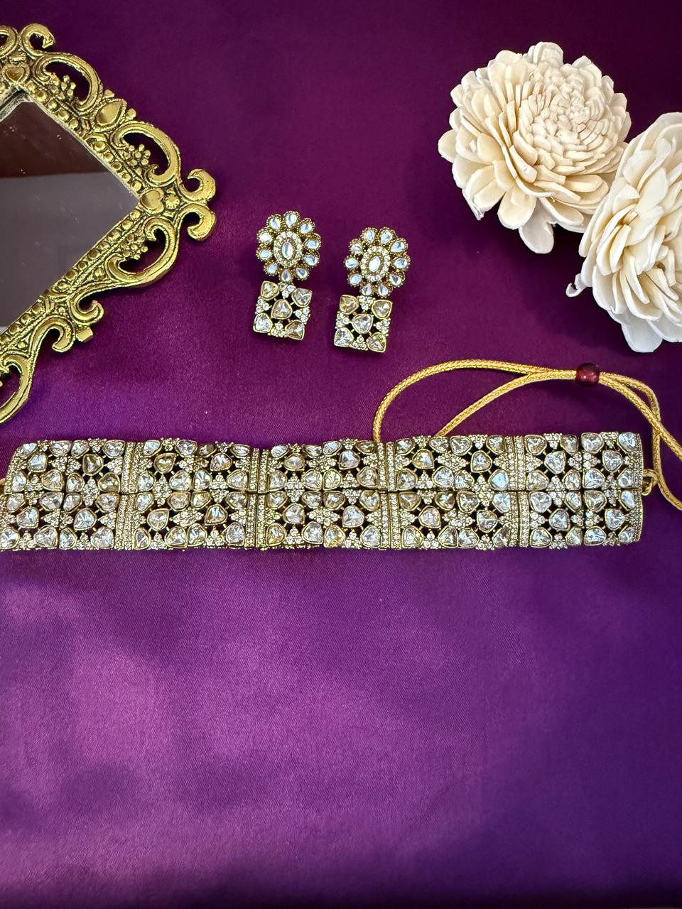 Belle Choker Set - White