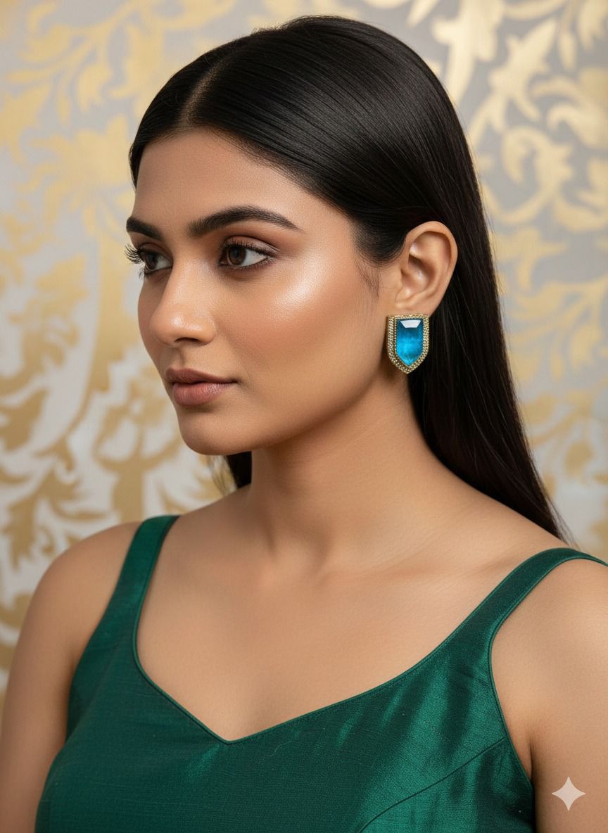 Lea mini studs - Sky Blue