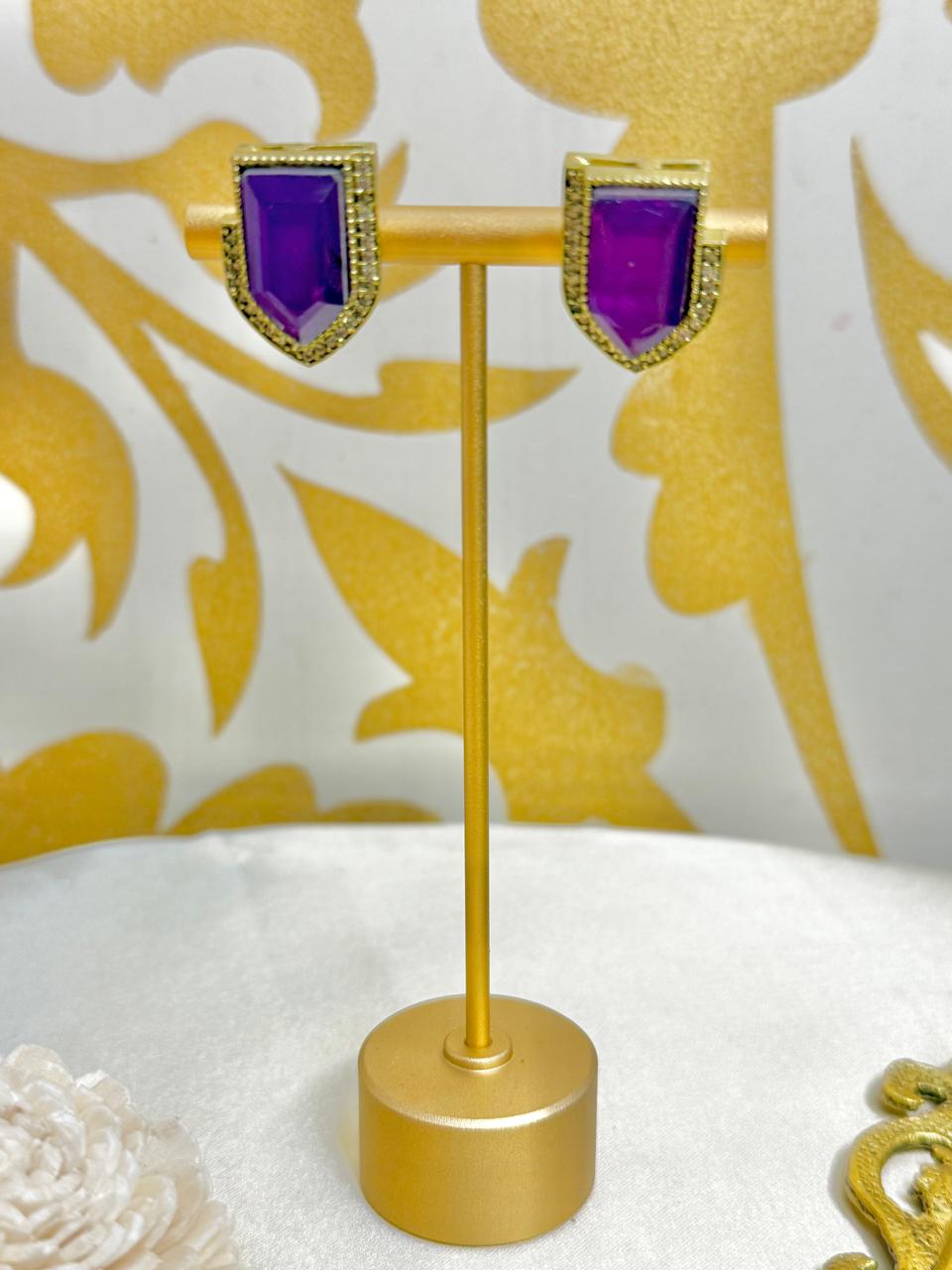 Lea mini studs - Purple