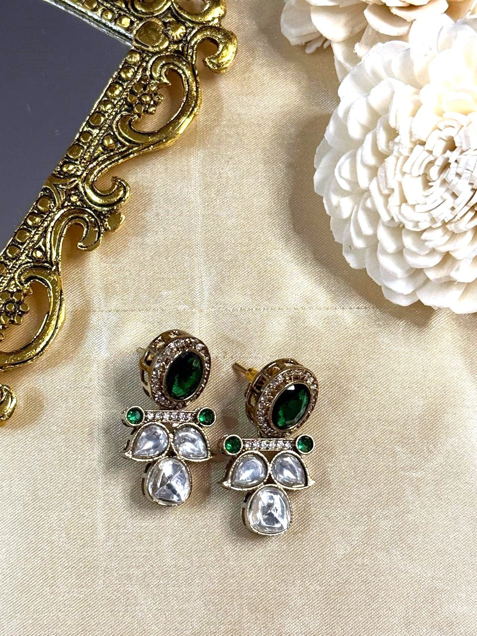 Ira studs - Green