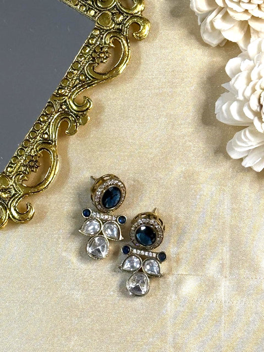 Ira studs - Dark Blue