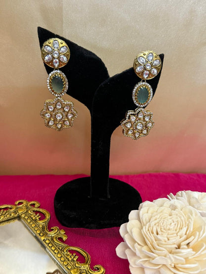Riva stone danglers - Mint