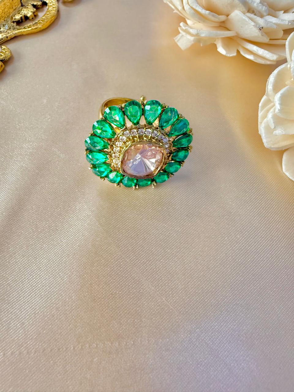 Tanira flower ring - Green