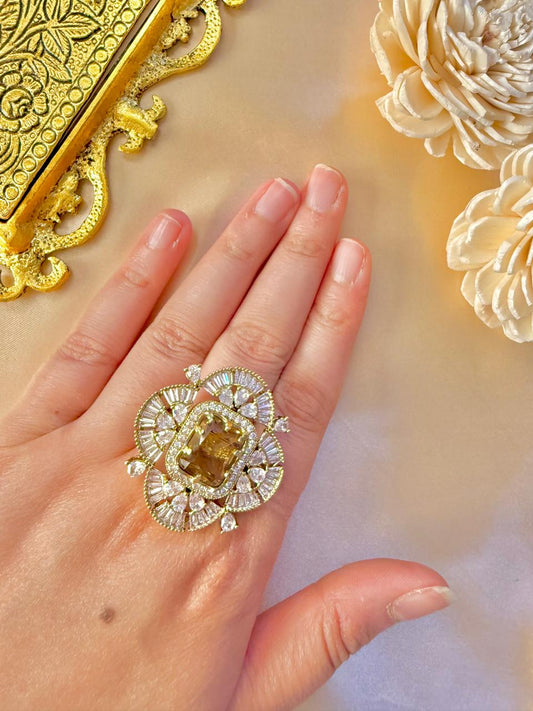 Kesha studded ring - White