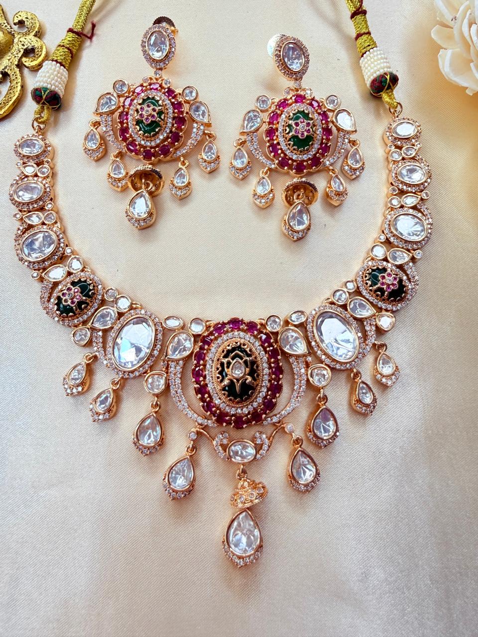 Krisha necklace set - Magenta & Green