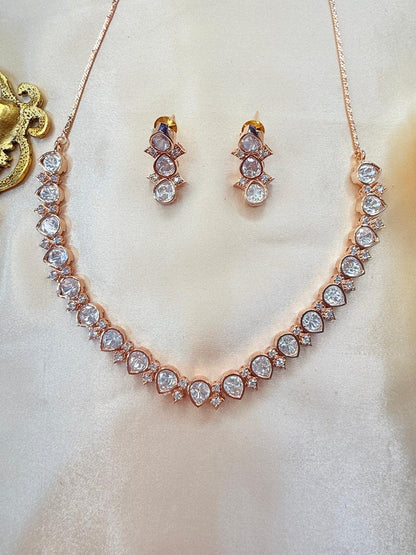 Lina necklace set - White