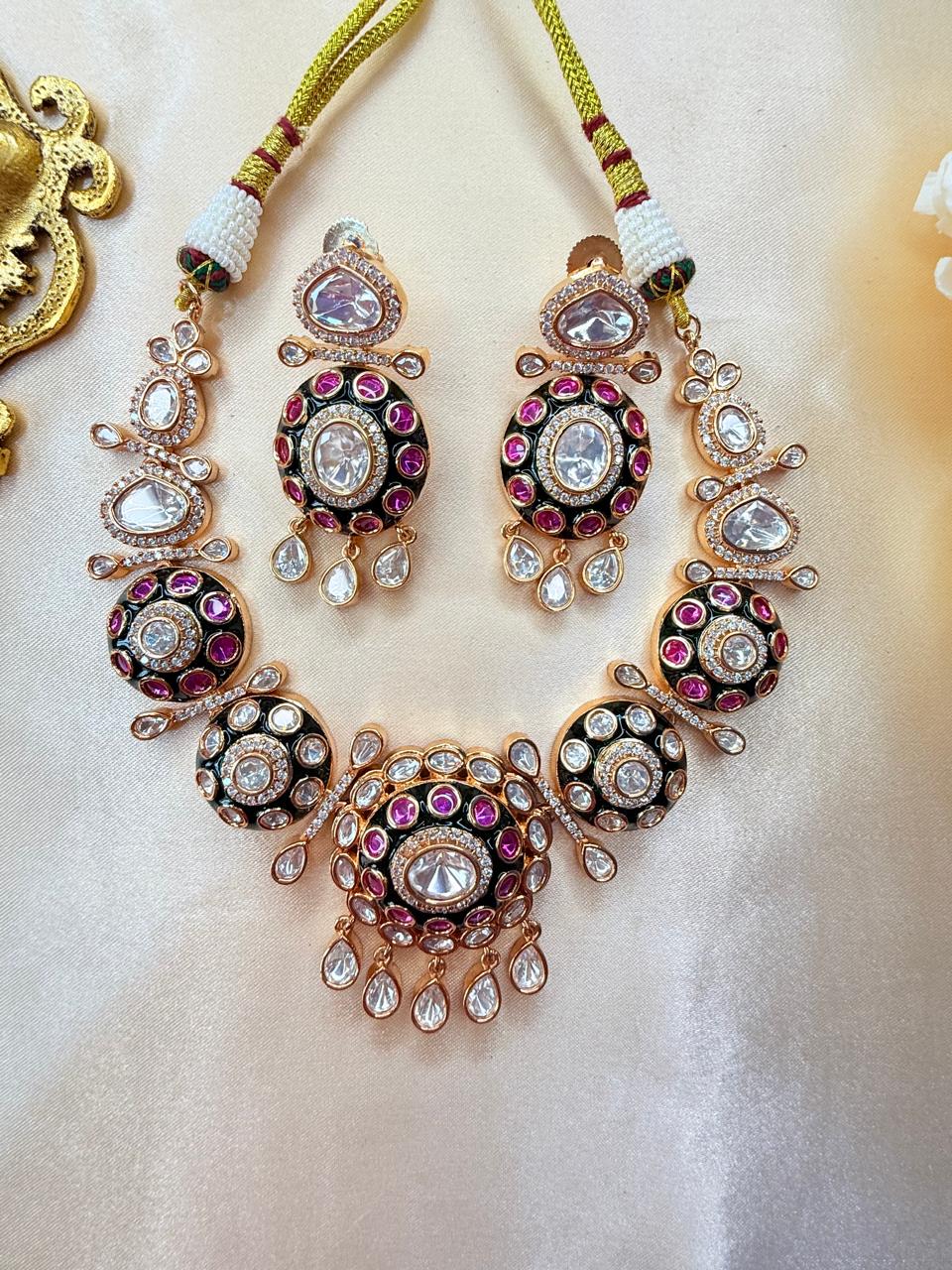 Aura Necklace set - Multicolor