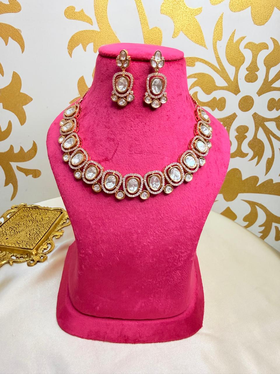 Anika necklace set - White