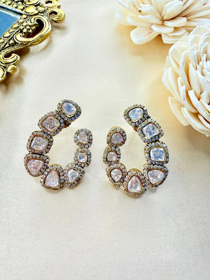 Parul stone studs - White