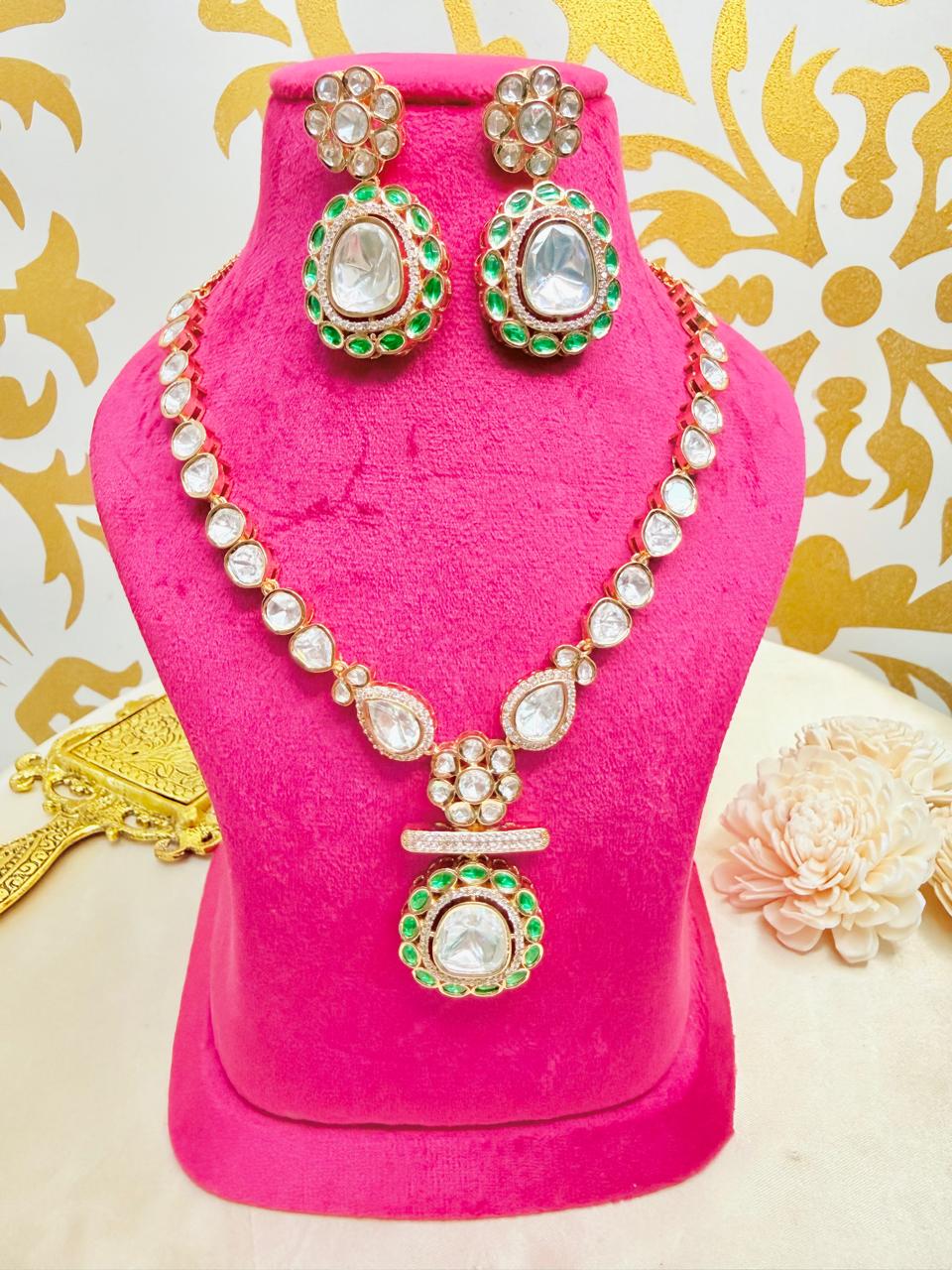 Tasva necklace set - Green