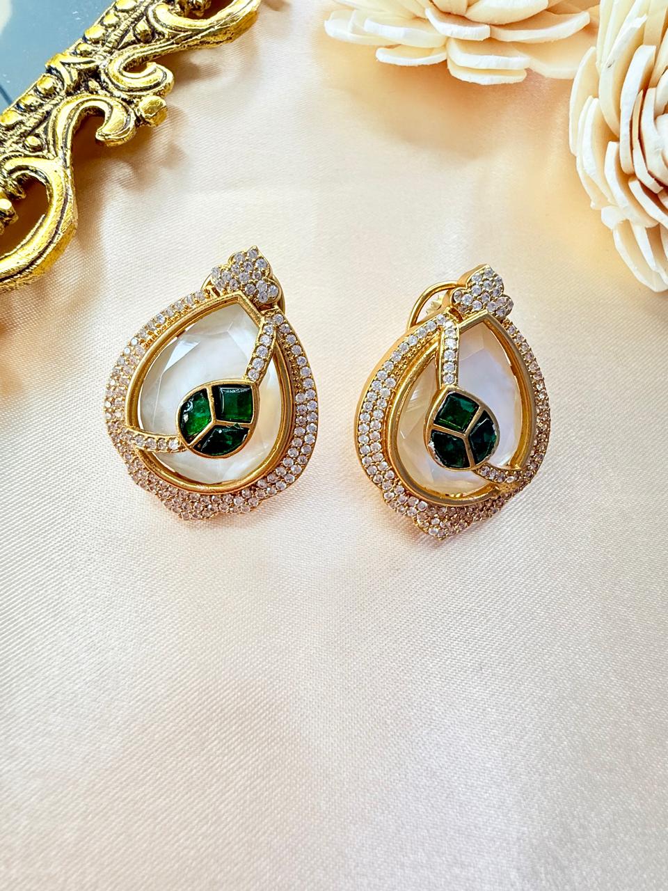 Anaira stone studs - White