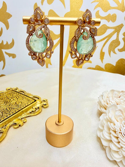 Tuhina stone studs - Mint
