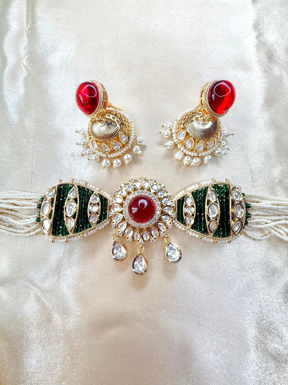 Dhrishti Choker set - Red and Green