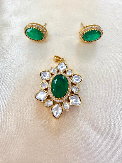 Pragya pendant set - Green
