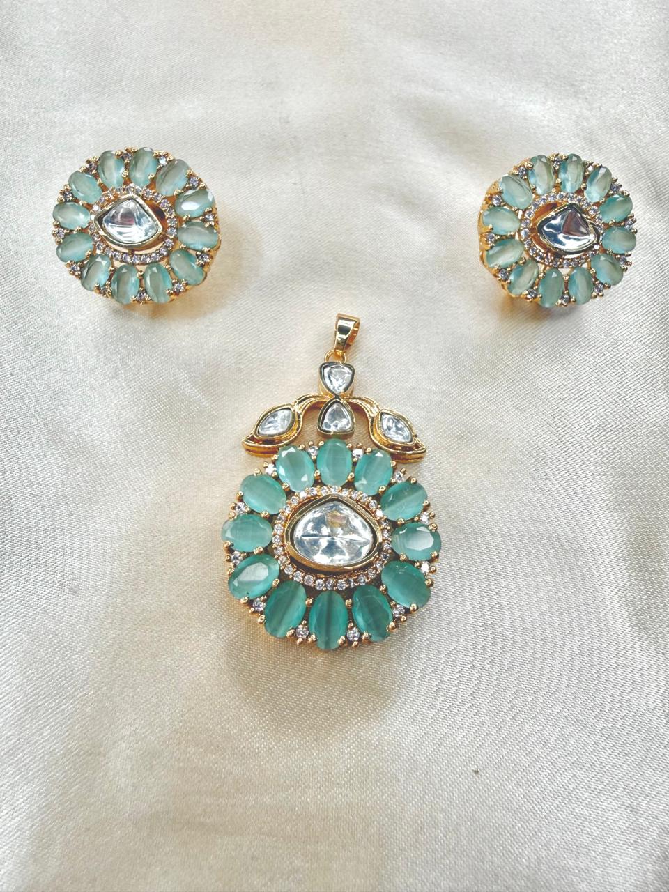 Meghna pendant set - Mint