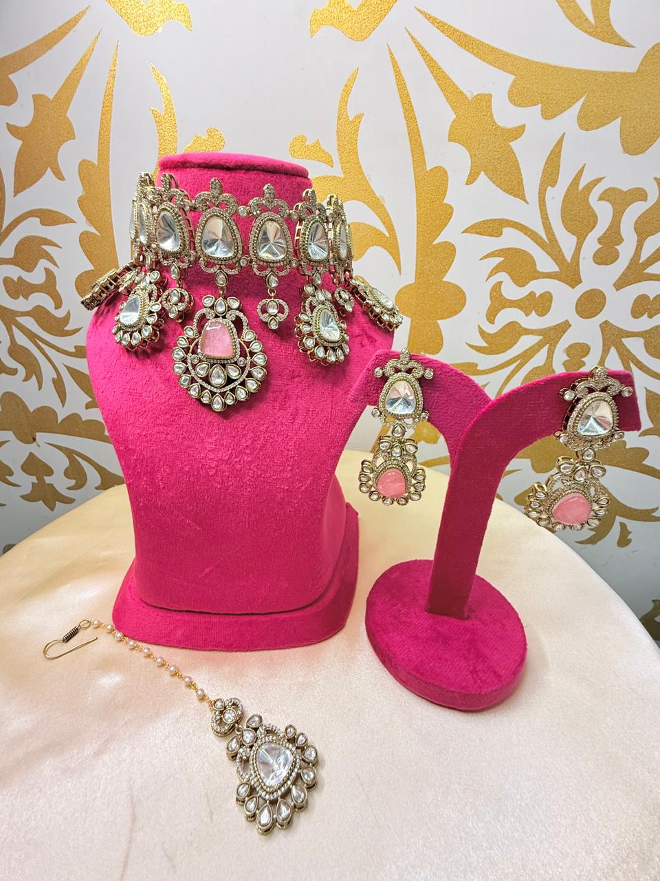 Pankhuri Choker set - Pink (With maangtika)