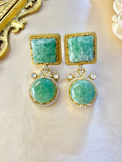 Nia stone danglers - Green