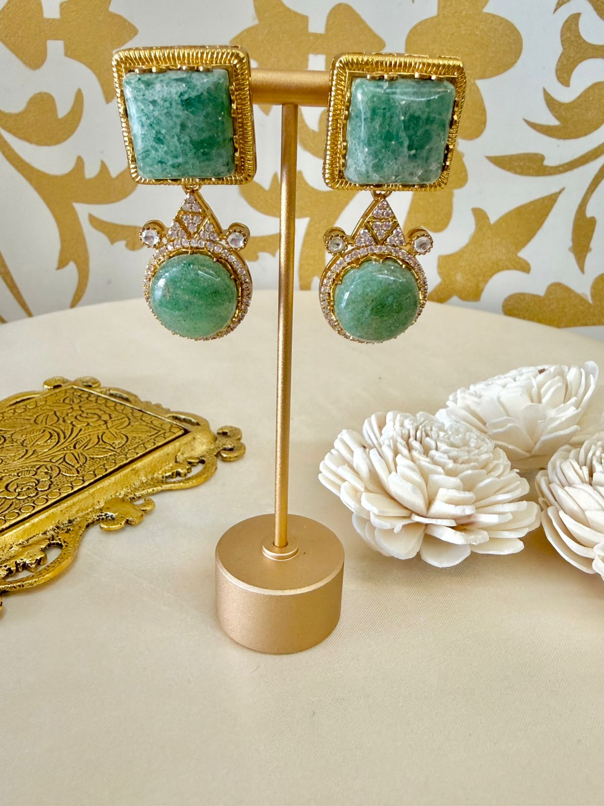 Nia stone danglers - Green