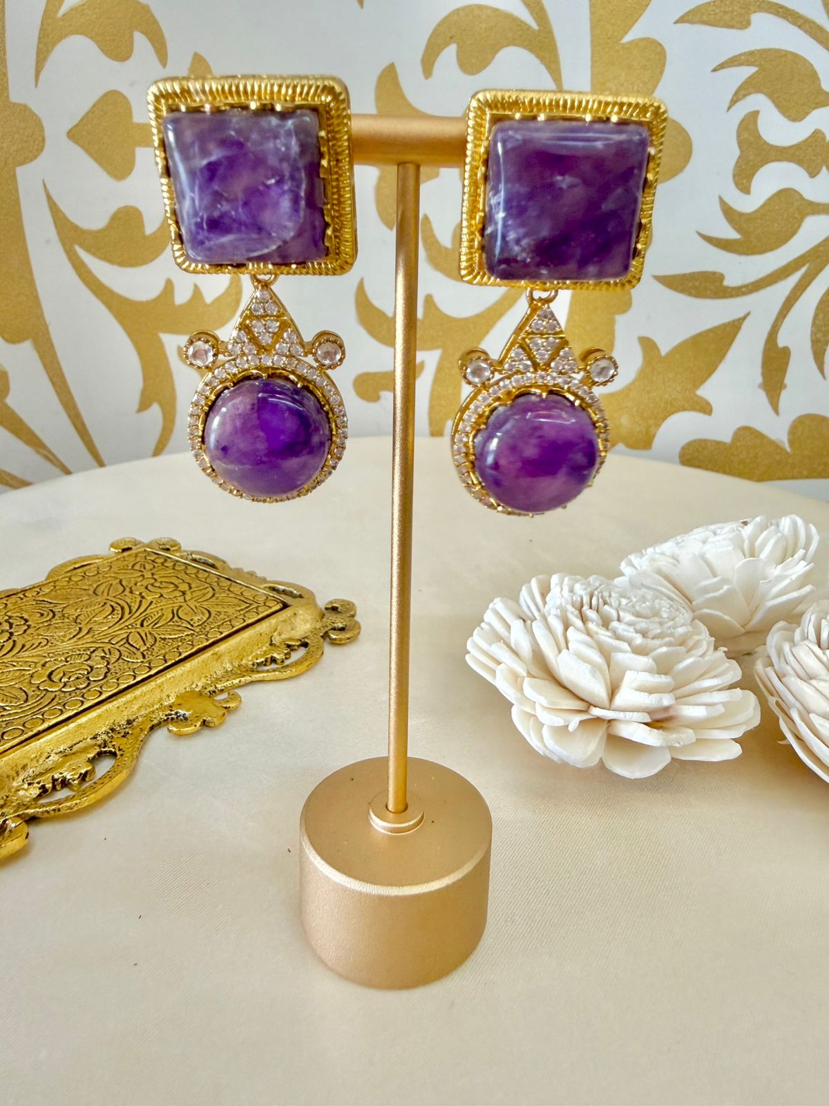 Nia stone danglers - Purple